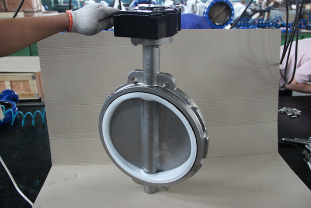 Нержавеющая сталь CF8M SS316 Корпус PTFE Седло вафельный клапан-бабочка