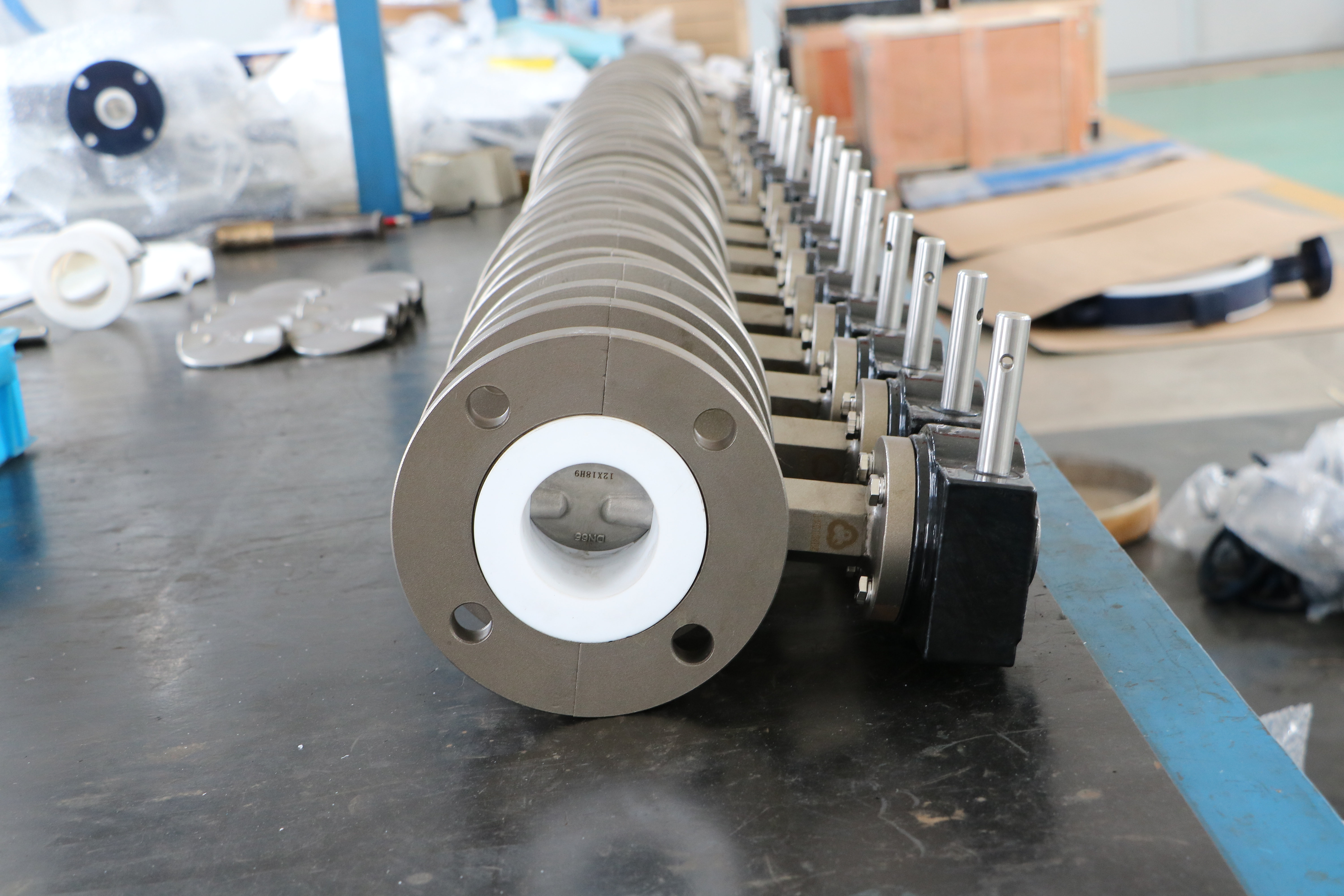 2 PTFE покрытый фланцевой бабочкой клапан, диск из нержавеющей стали